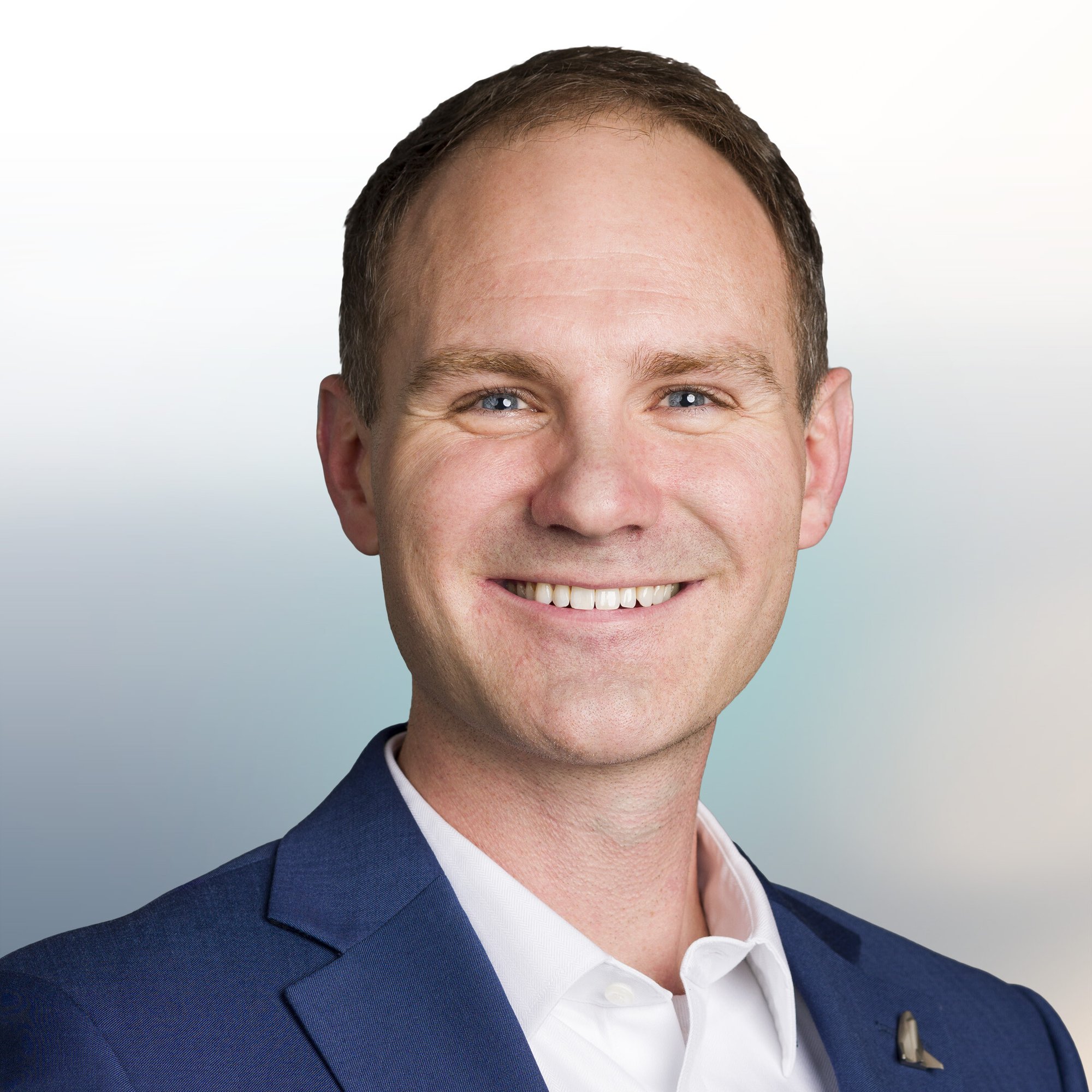 Joe Kopacz Headshot - Brand Background